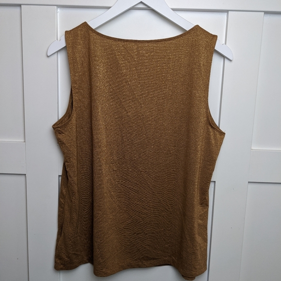 Sleeveless top - Picture 3 of 7